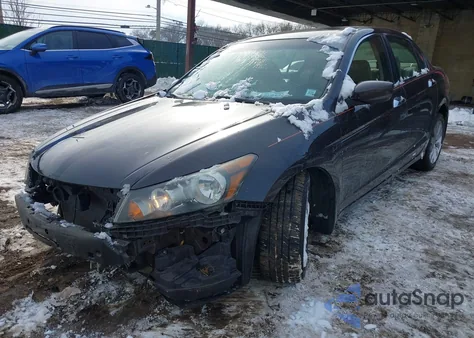 2011 Honda Accord 3.5 Ex-L from USA, damaged, VIN 1HGCP3F85BA011839